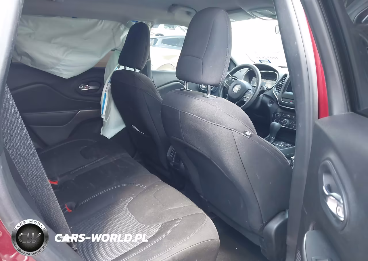 2020 Jeep Cherokee Latitude Fwd VIN:1C4PJLCB1LD649233 - 8