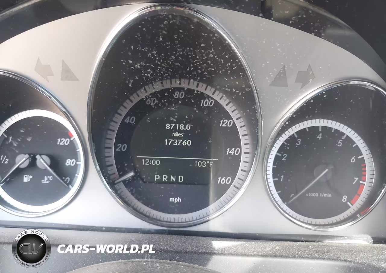 2011 Mercedes-Benz C 300 VIN:WDDGF5EB0BR174031 - 7