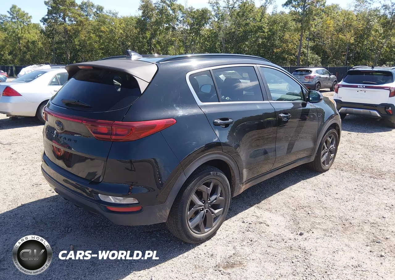 2022 Kia Sportage Nightfall Edition VIN:KNDP63AC7N7948210 - 4