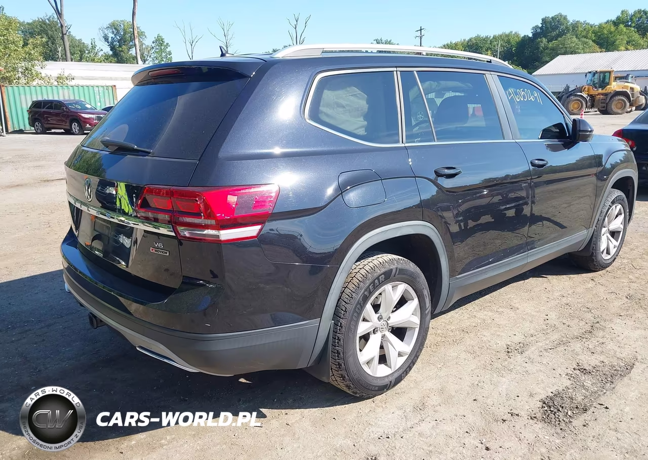 2019 Volkswagen Atlas 3.6L V6 S VIN:1V2GR2CA9KC608362 - 4