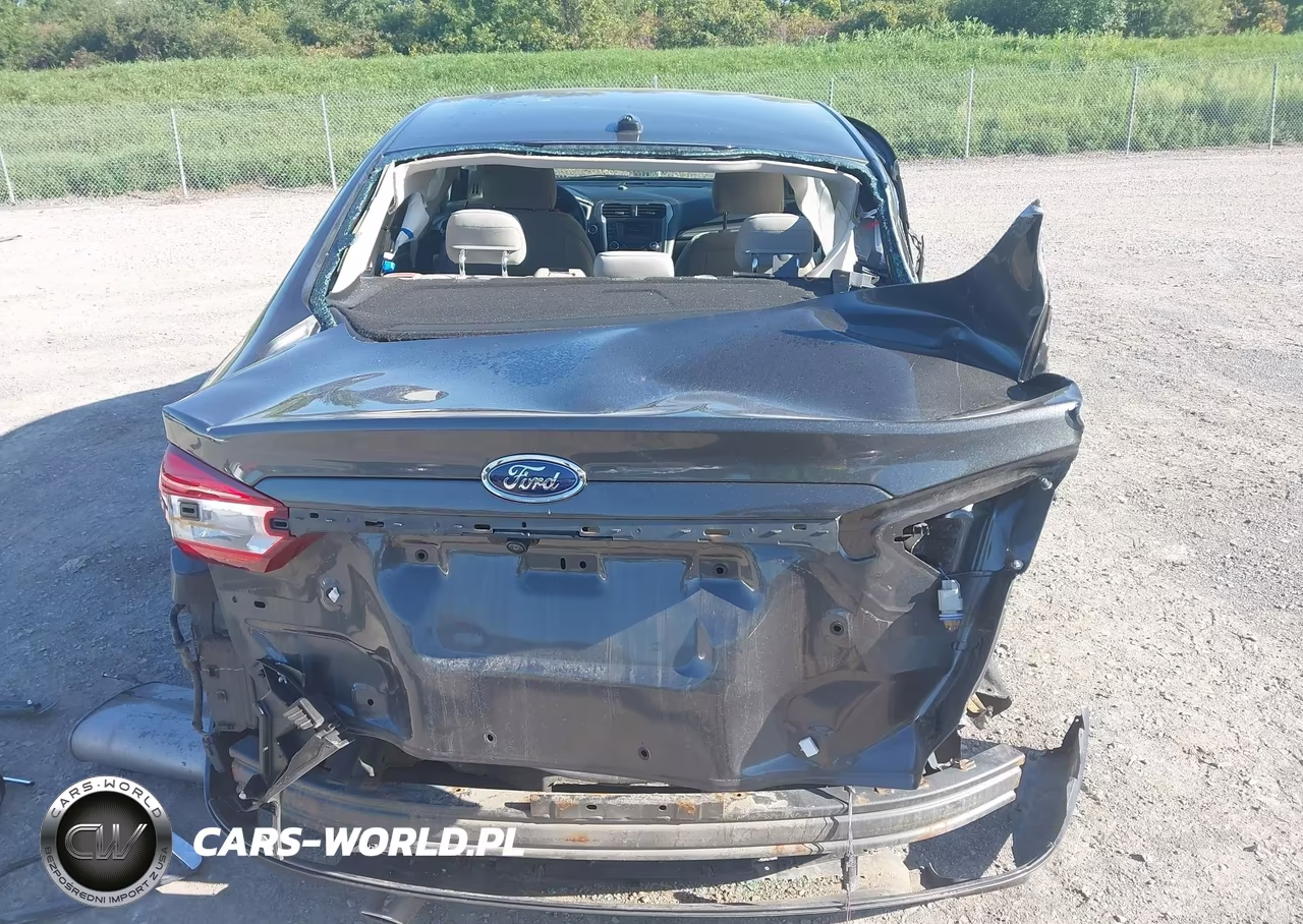 2017 Ford Fusion S VIN:3FA6P0G75HR337094 - 16