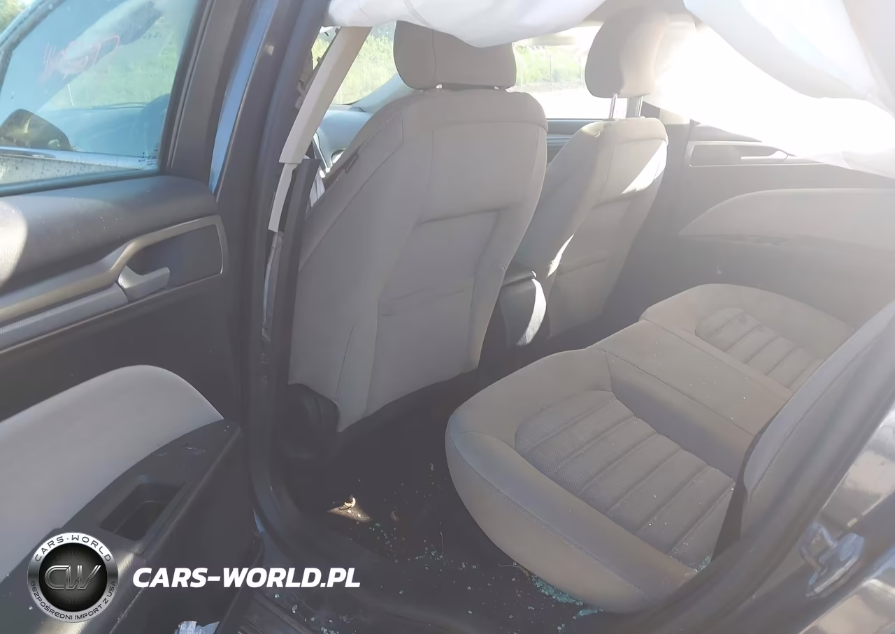2017 Ford Fusion S VIN:3FA6P0G75HR337094 - 8