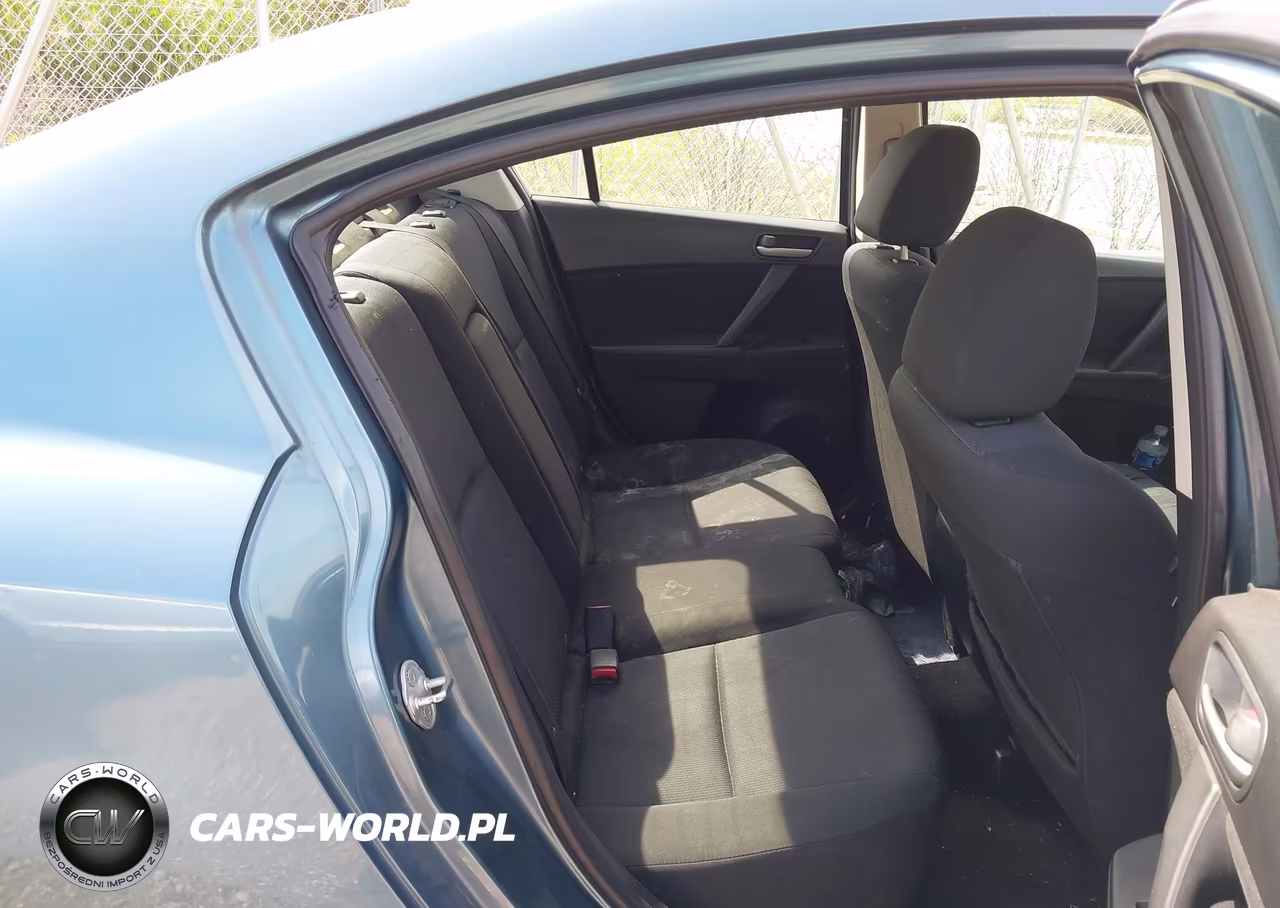 2011 Mazda Mazda3 I Touring VIN:JM1BL1VG8B1360108 - 8