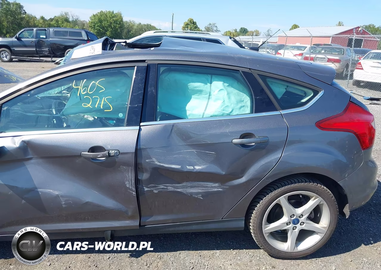 2013 Ford Focus Titanium VIN:1FADP3N29DL149607 - 12