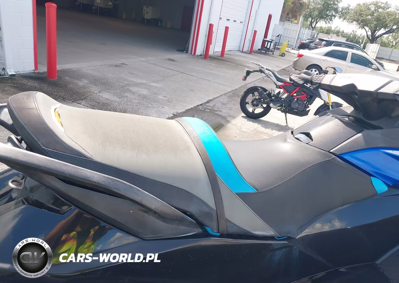 2017 Seadoo Other VIN:YDV47413C717 - 5