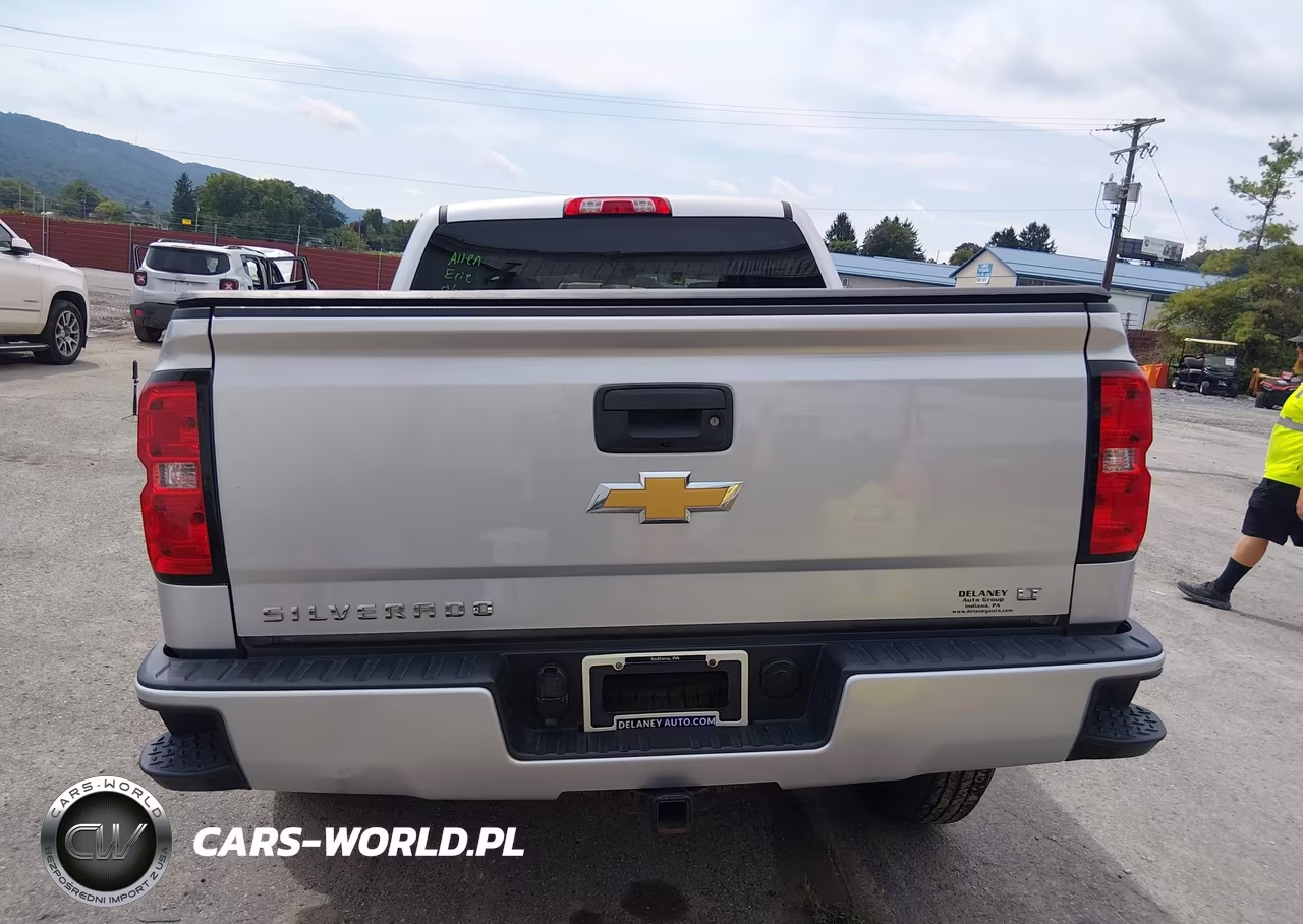 2018 Chevrolet Silverado 1500 2Lt VIN:3GCUKREC0JG314294 - 16