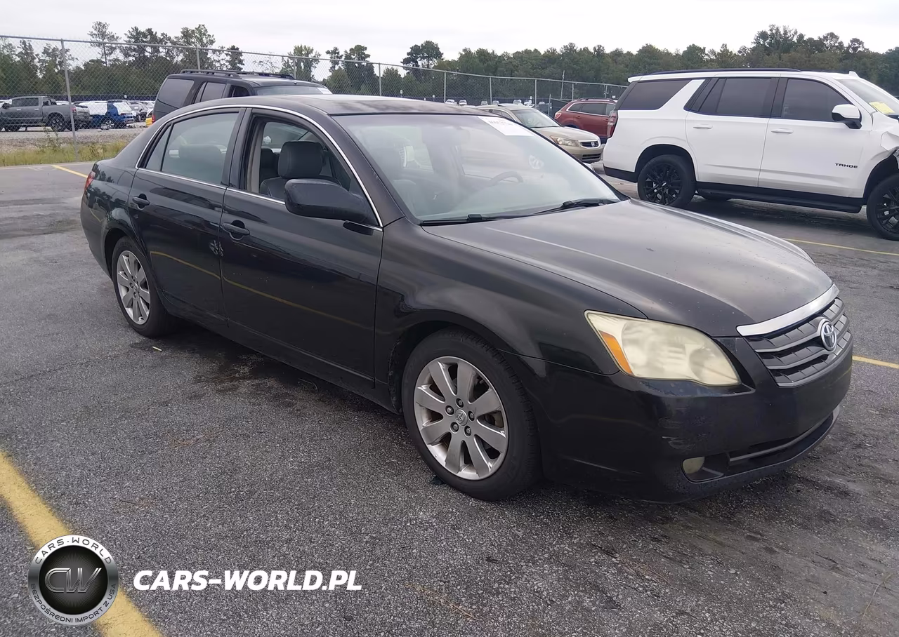 2005 Toyota Avalon Xls