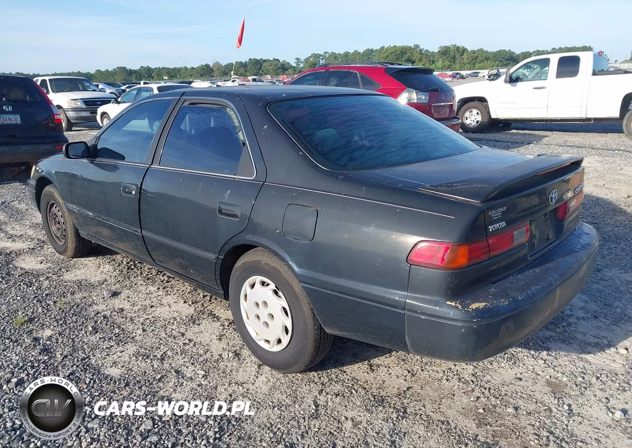 1997 Toyota Camry Le VIN:4T1BG22K1VU808657 - 3