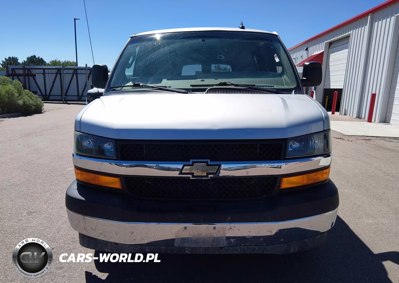 2018 Chevrolet Express 3500 Lt VIN:1GAZGPFG1J1299518 - 18