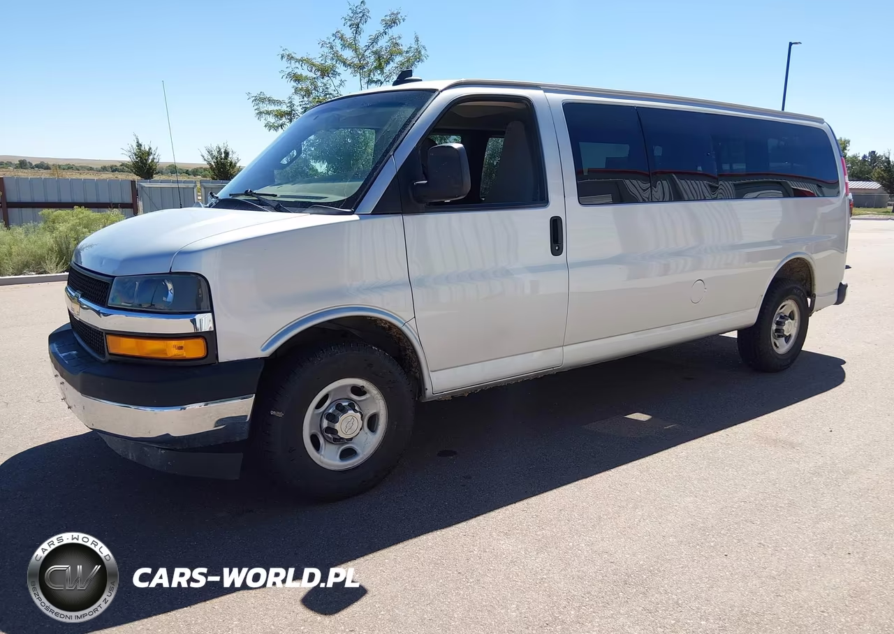 2018 Chevrolet Express 3500 Lt VIN:1GAZGPFG1J1299518 - 2