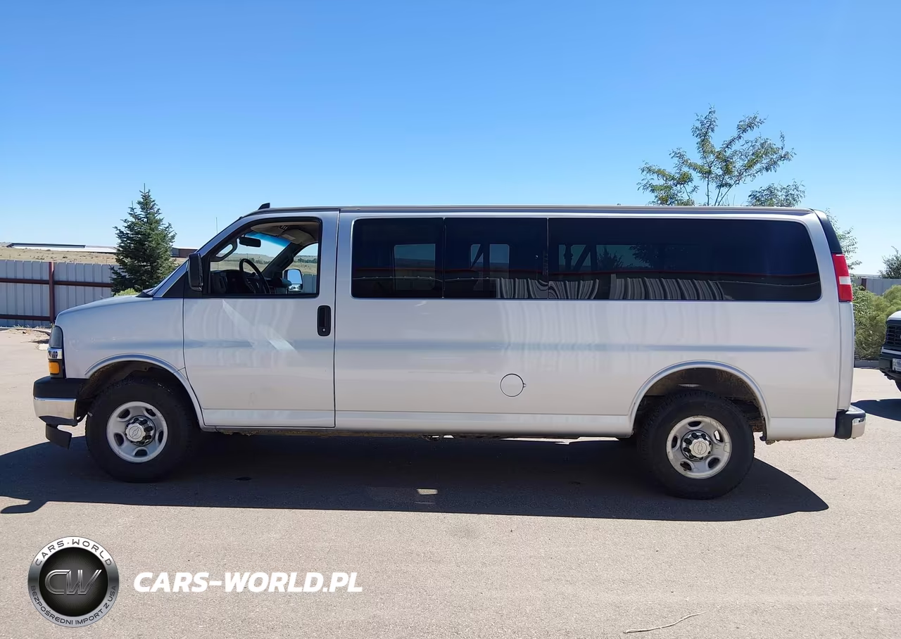 2018 Chevrolet Express 3500 Lt VIN:1GAZGPFG1J1299518 - 20