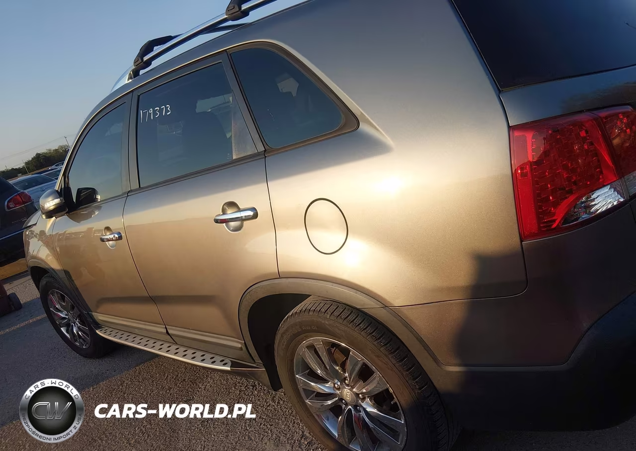 2011 Kia Sorento Ex V6 VIN:5XYKU4A20BG176614 - 14