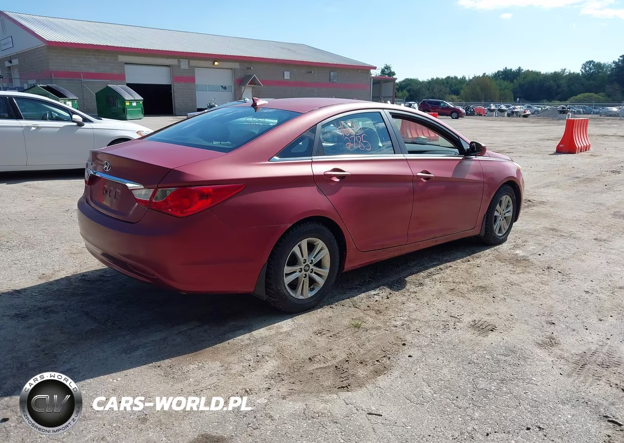 2013 Hyundai Sonata Gls VIN:5NPEB4AC1DH543334 - 4