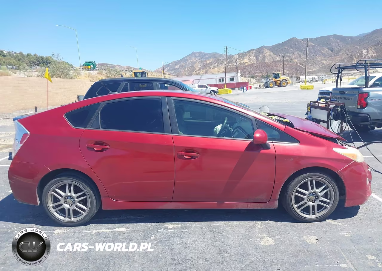 2015 Toyota Prius Three VIN:JTDKN3DU8F0475512 - 14