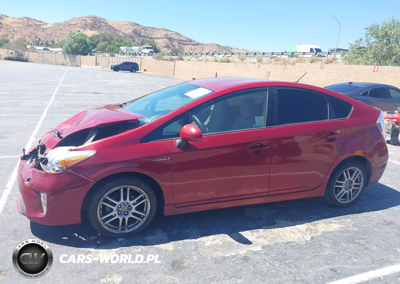 2015 Toyota Prius Three VIN:JTDKN3DU8F0475512 - 15