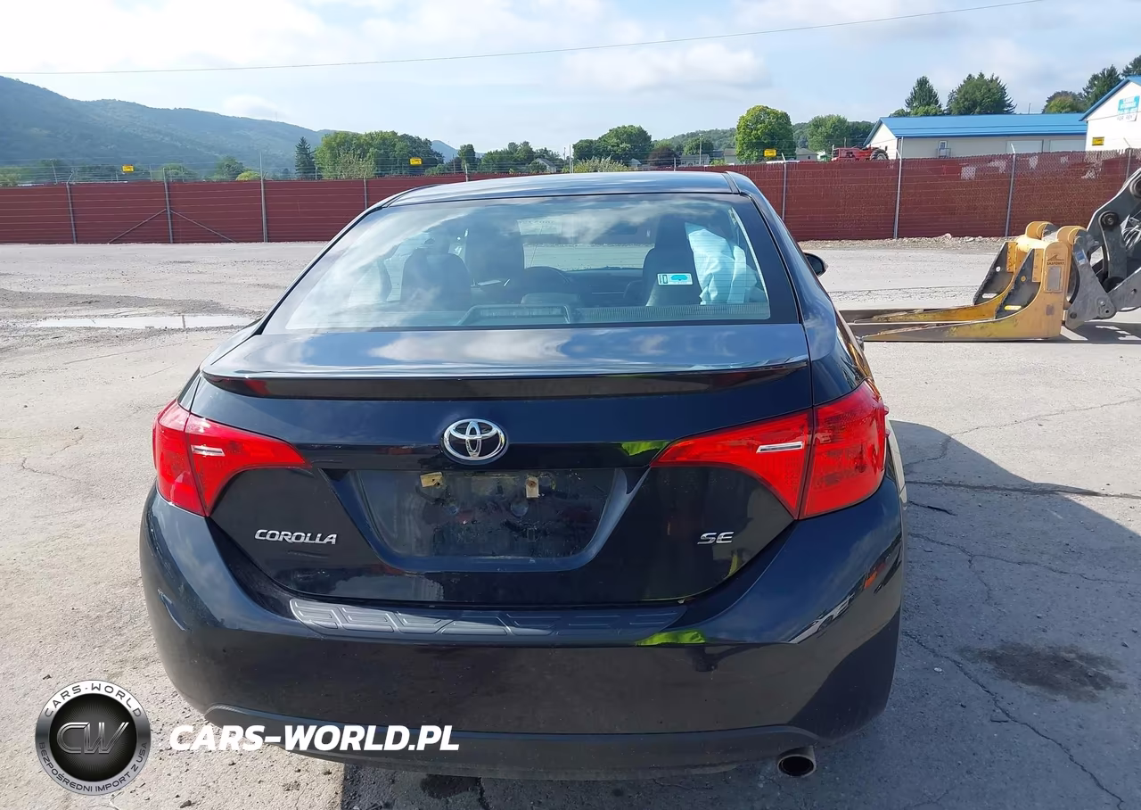 2018 Toyota Corolla Se VIN:2T1BURHE4JC109571 - 17