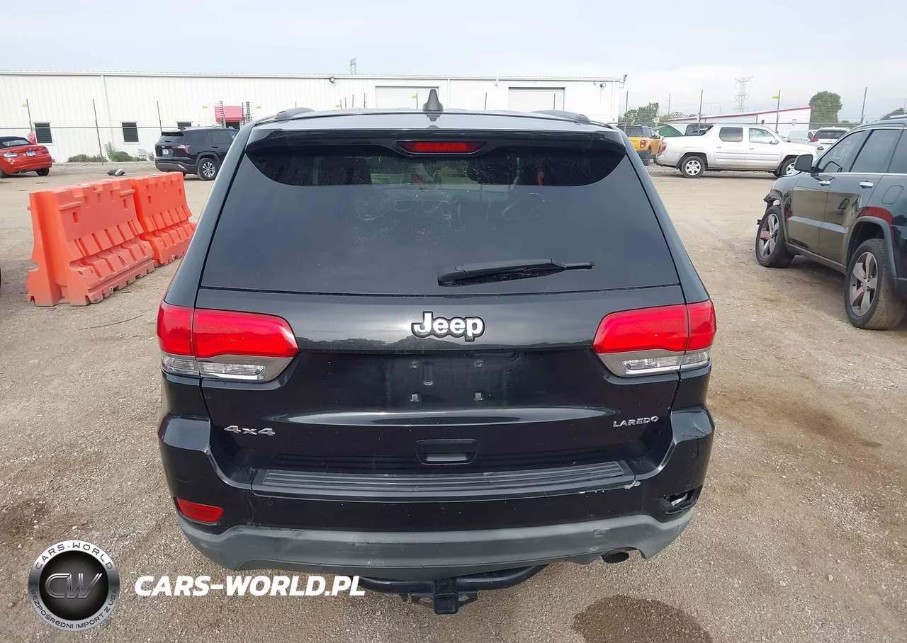 2014 Jeep Grand Cherokee Laredo VIN:1C4RJFAG0EC270144 - 16