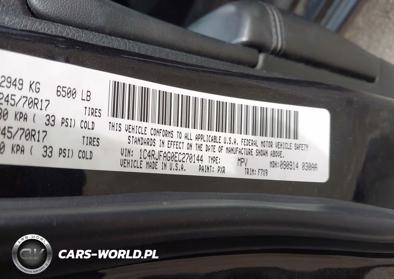 2014 Jeep Grand Cherokee Laredo VIN:1C4RJFAG0EC270144 - 9