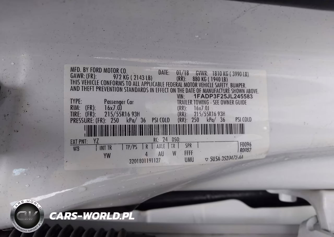2018 Ford Focus Se VIN:1FADP3F25JL245583 - 9