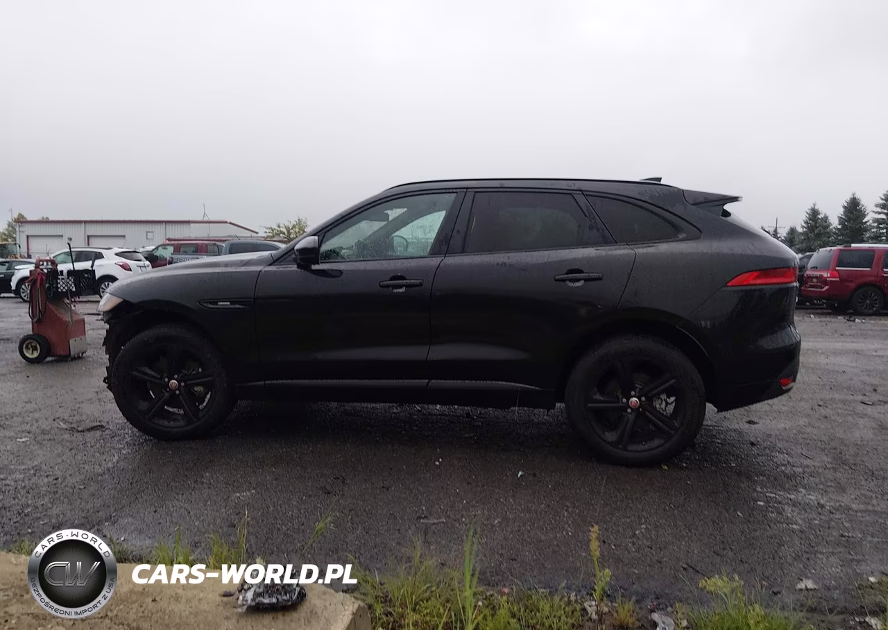 2017 Jaguar F-Pace R - Sport VIN:SADCL2BV0HA495108 - 14