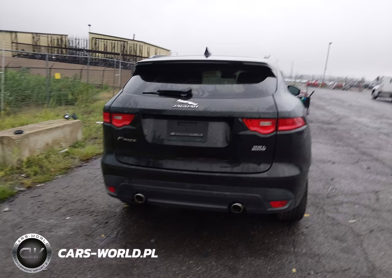 2017 Jaguar F-Pace R - Sport VIN:SADCL2BV0HA495108 - 16