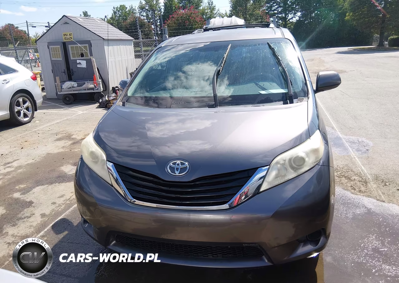 2012 Toyota Sienna Le V6 8 Passenger VIN:5TDKK3DC2CS263178 - 12