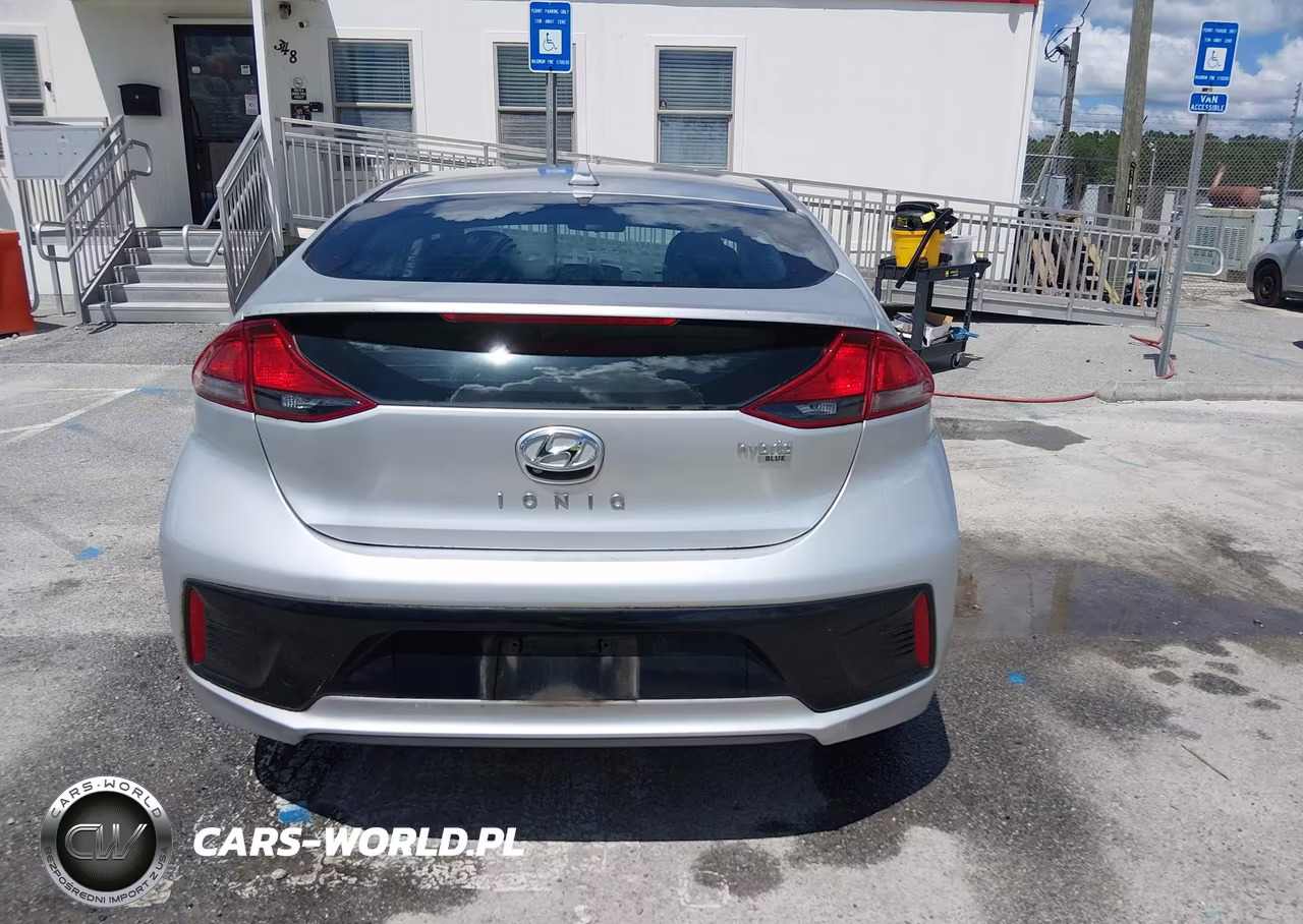 2019 Hyundai Ioniq Hybrid Blue VIN:KMHC65LC9KU155944 - 21
