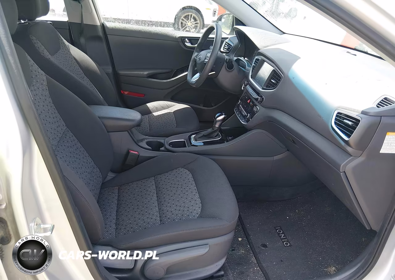 2019 Hyundai Ioniq Hybrid Blue VIN:KMHC65LC9KU155944 - 5
