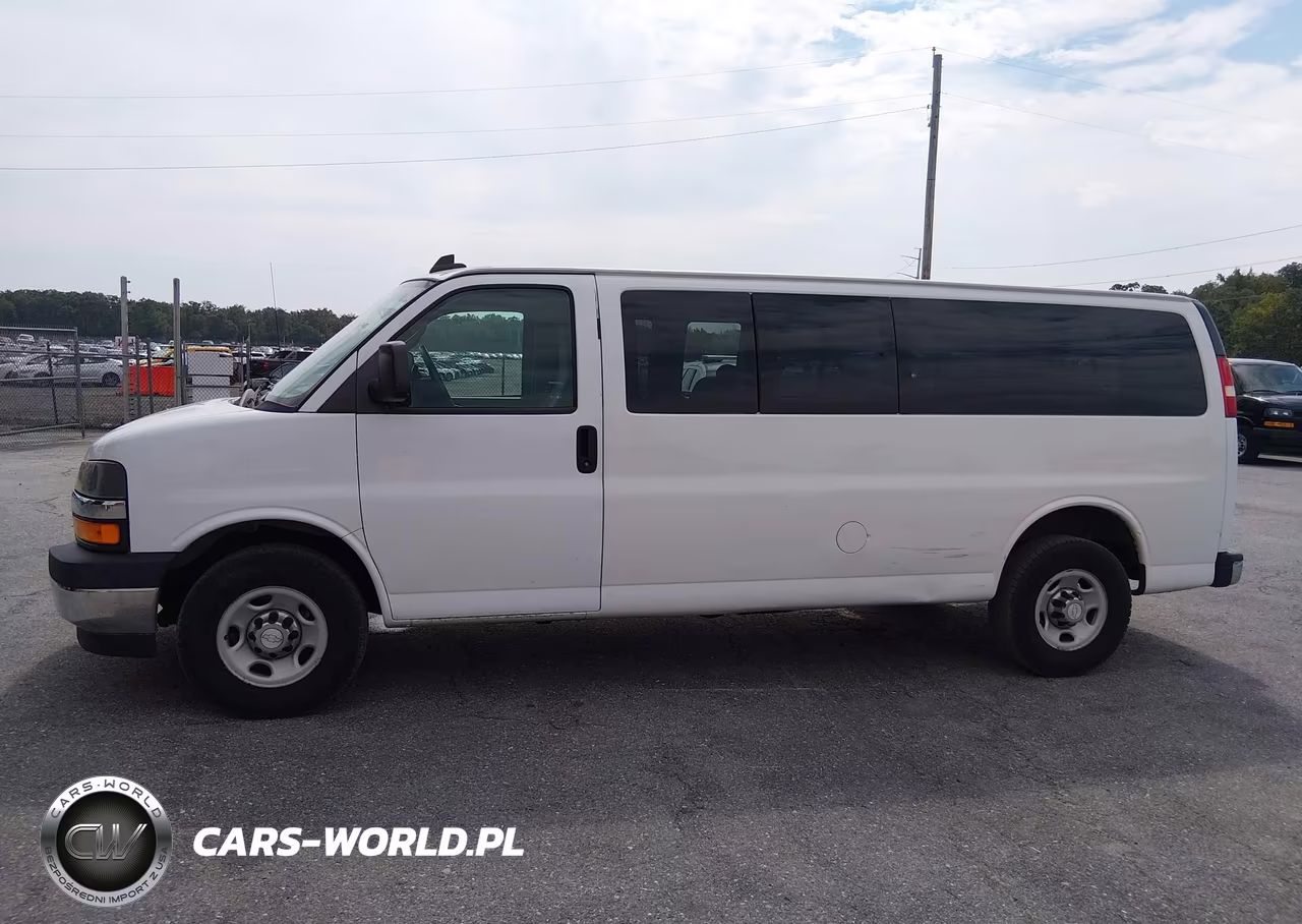2017 Chevrolet Express 3500 Lt VIN:1GAZGPFG6H1269554 - 14