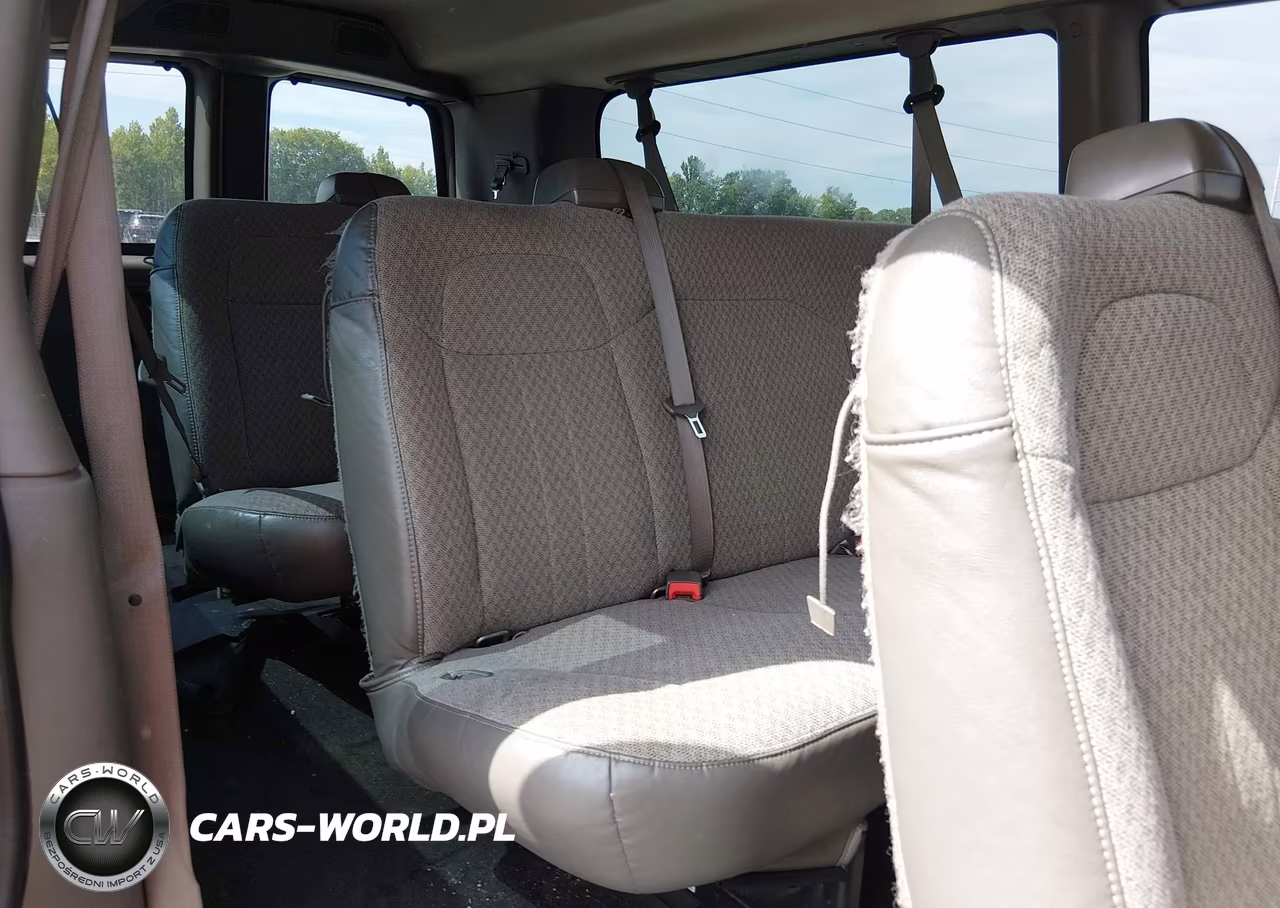 2017 Chevrolet Express 3500 Lt VIN:1GAZGPFG6H1269554 - 8