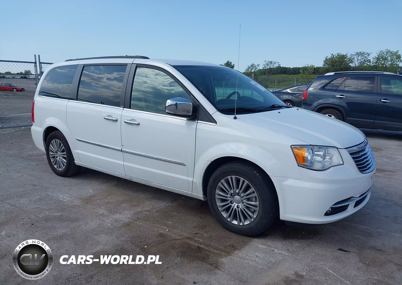 2014 Chrysler Town & Country Touring-L – zdjęcie 1 z 16
