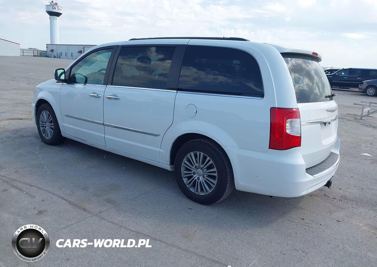2014 Chrysler Town & Country Touring-L VIN:2C4RC1CG3ER260855 - 3