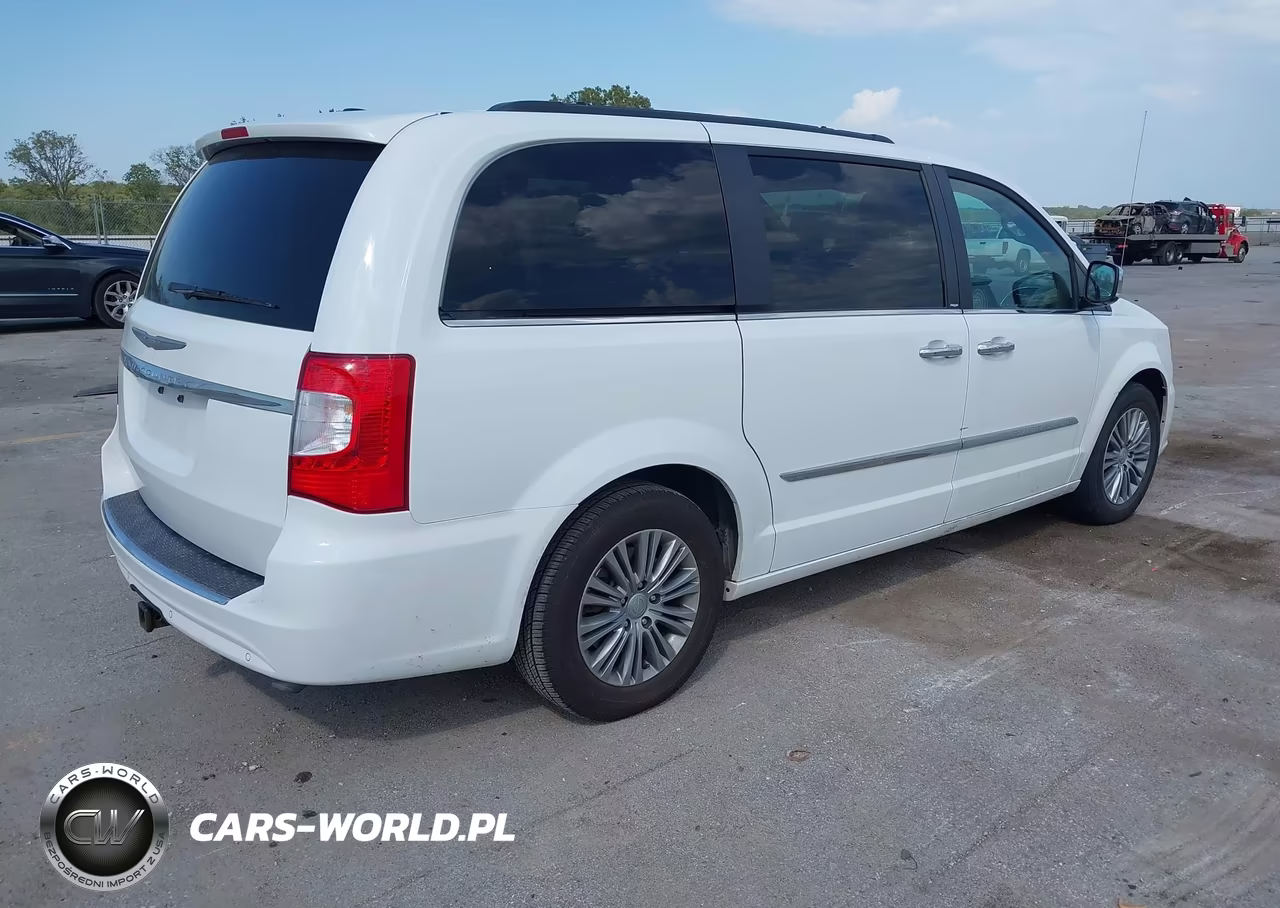 2014 Chrysler Town & Country Touring-L VIN:2C4RC1CG3ER260855 - 4