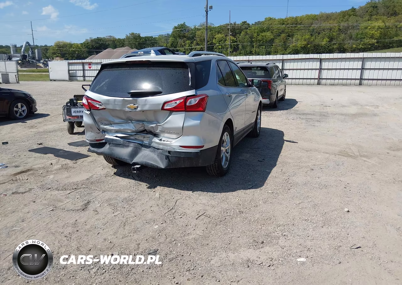 2019 Chevrolet Equinox Premier VIN:2GNAXXEV3K6235037 - 4