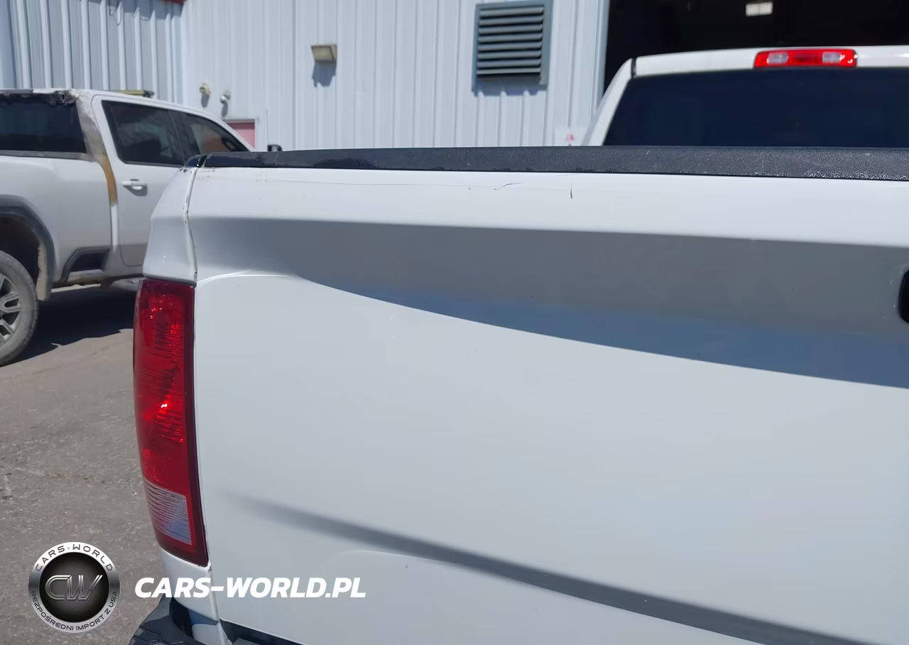 2017 Ram 3500 Tradesman 4X4 8' Box VIN:3C63R3GL9HG711229 - 14