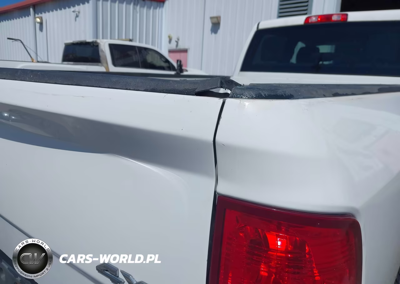 2017 Ram 3500 Tradesman 4X4 8' Box VIN:3C63R3GL9HG711229 - 6
