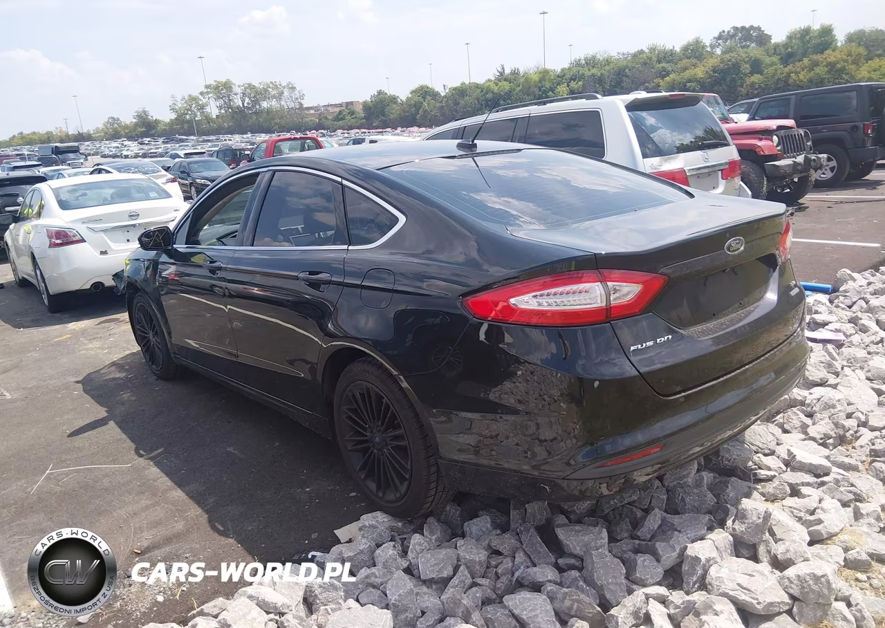 2014 Ford Fusion Se VIN:1FA6P0HD0E5384312 - 3