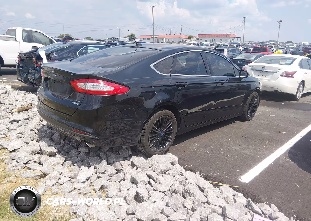 2014 Ford Fusion Se VIN:1FA6P0HD0E5384312 - 4