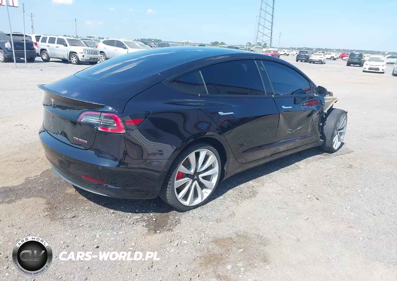 2018 Tesla Model 3 Long Range-Performance VIN:5YJ3E1EB7JF069690 - 4