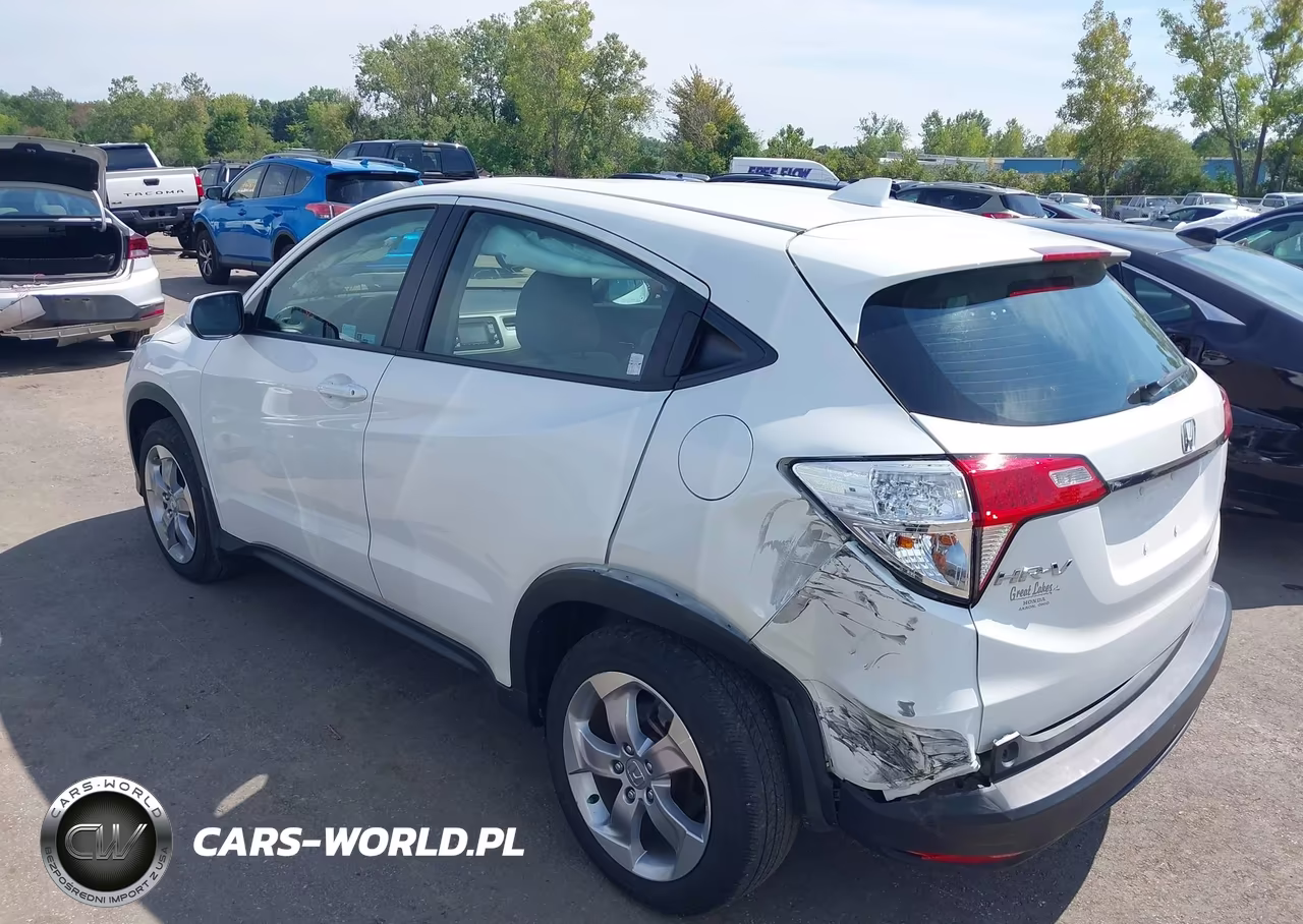 2022 Honda Hr-V Awd Lx VIN:3CZRU6H39NM742330 - 3