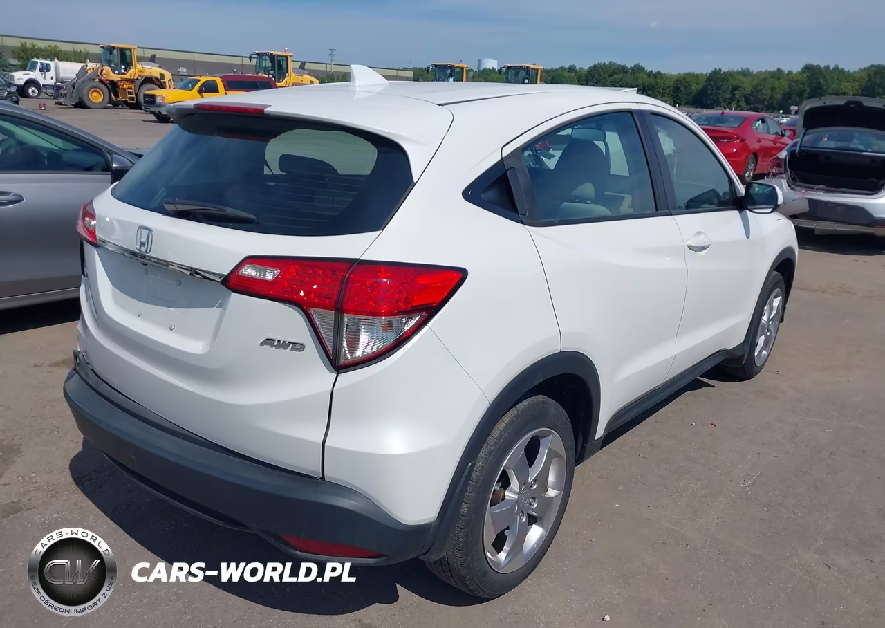 2022 Honda Hr-V Awd Lx VIN:3CZRU6H39NM742330 - 4