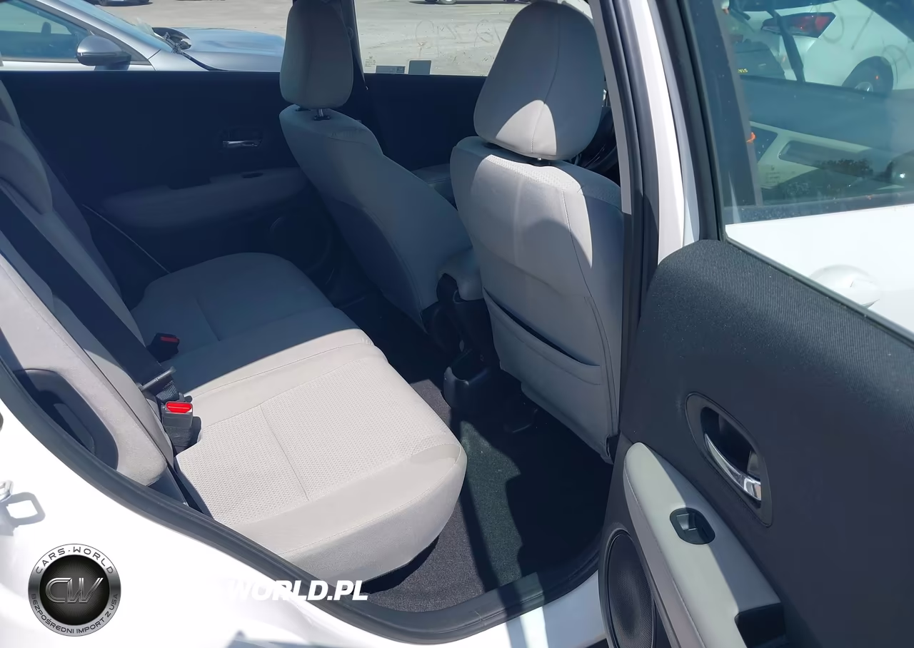 2022 Honda Hr-V Awd Lx VIN:3CZRU6H39NM742330 - 8