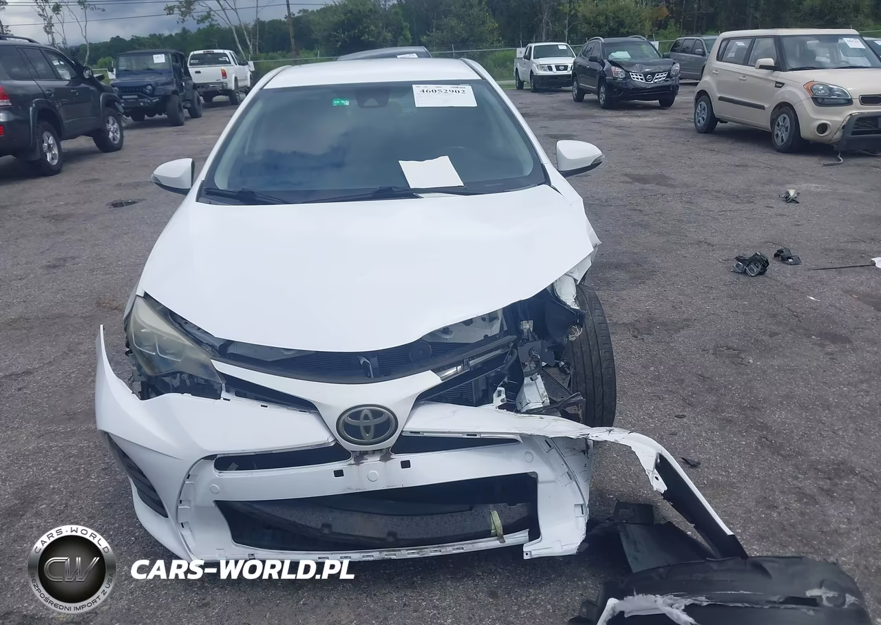 2017 Toyota Corolla Se VIN:2T1BURHE0HC881933 - 12