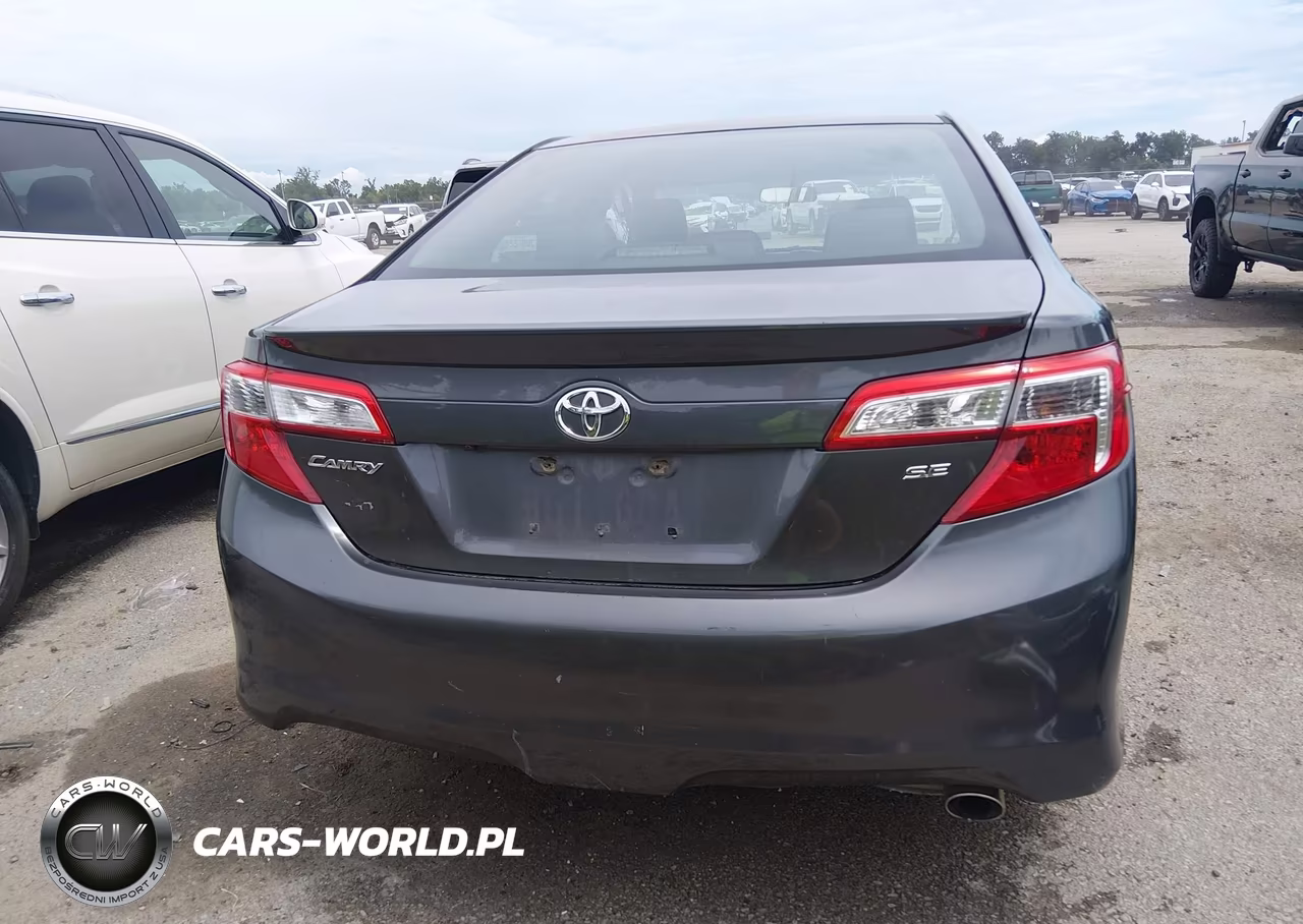 2014 Toyota Camry Se VIN:4T1BF1FK2EU405925 - 16