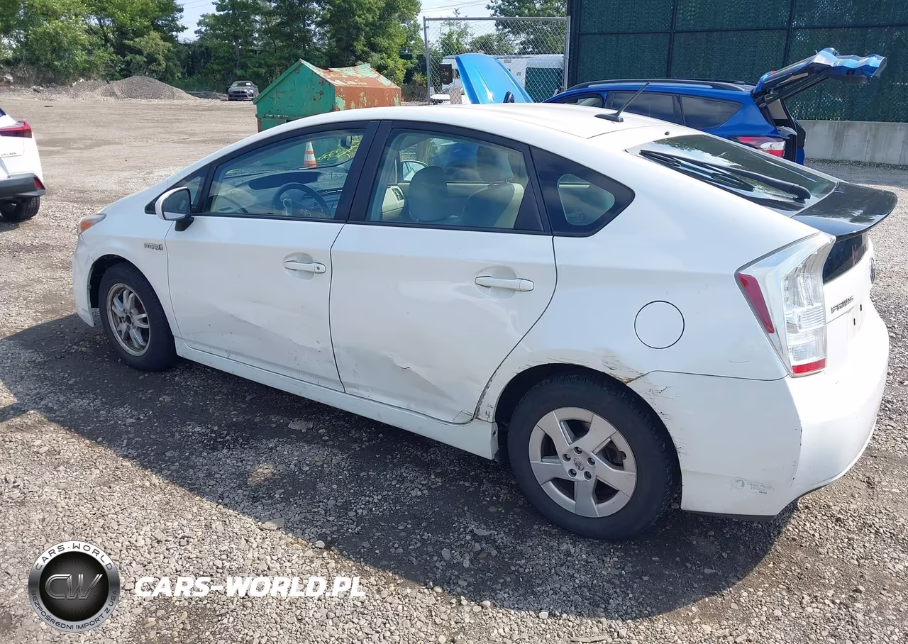 2010 Toyota Prius Iv VIN:JTDKN3DU0A0040671 - 3