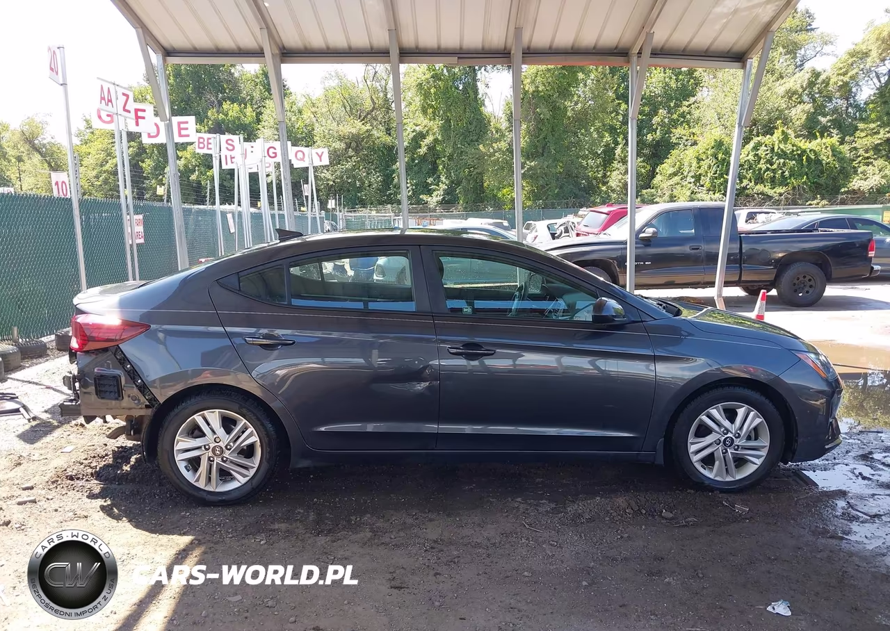 2020 Hyundai Elantra Sel VIN:5NPD84LF9LH575352 - 14