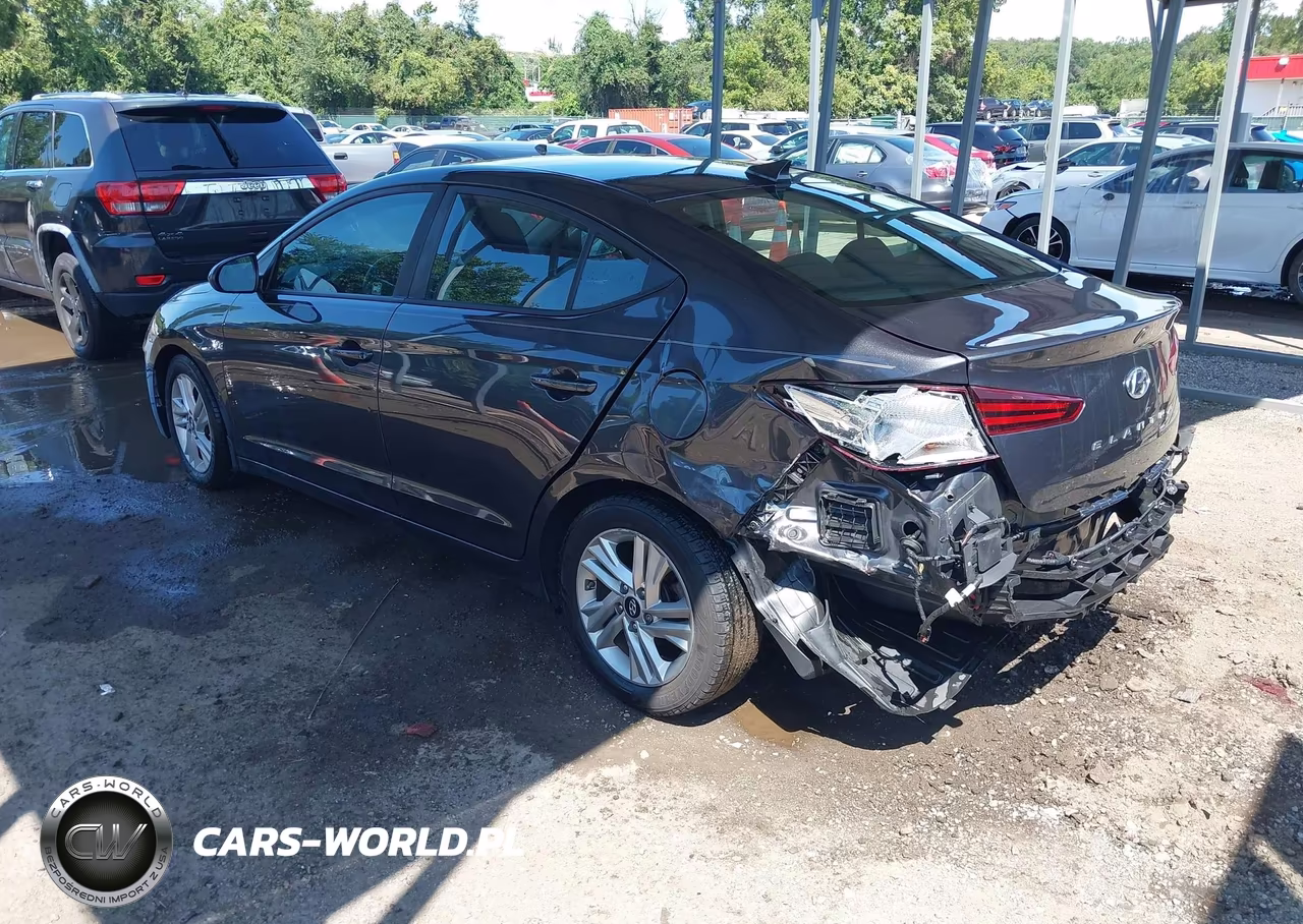 2020 Hyundai Elantra Sel VIN:5NPD84LF9LH575352 - 3