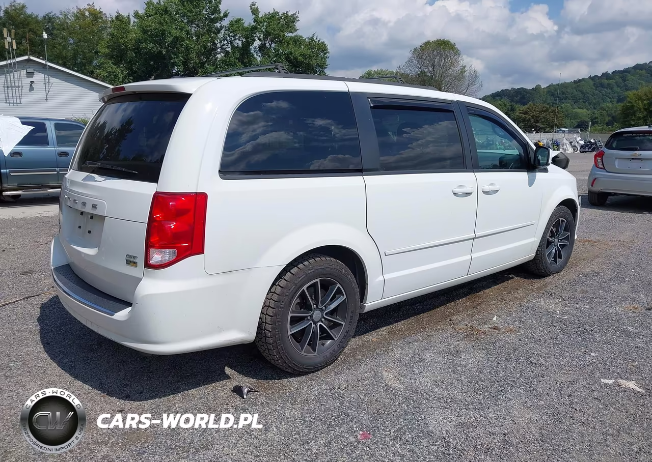 2017 Dodge Grand Caravan Gt VIN:2C4RDGEG5HR639213 - 4