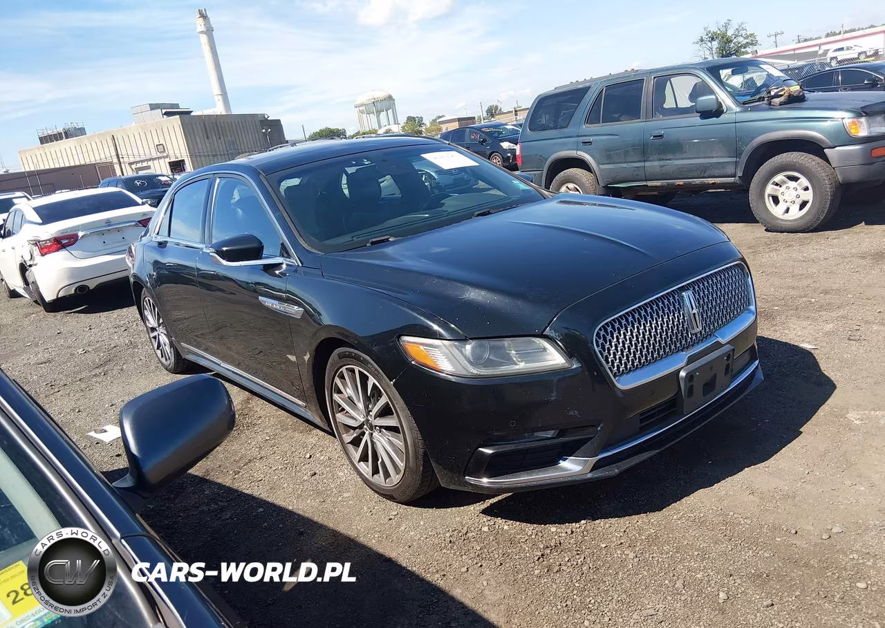 2017 Lincoln Continental Livery – zdjęcie 1 z 16