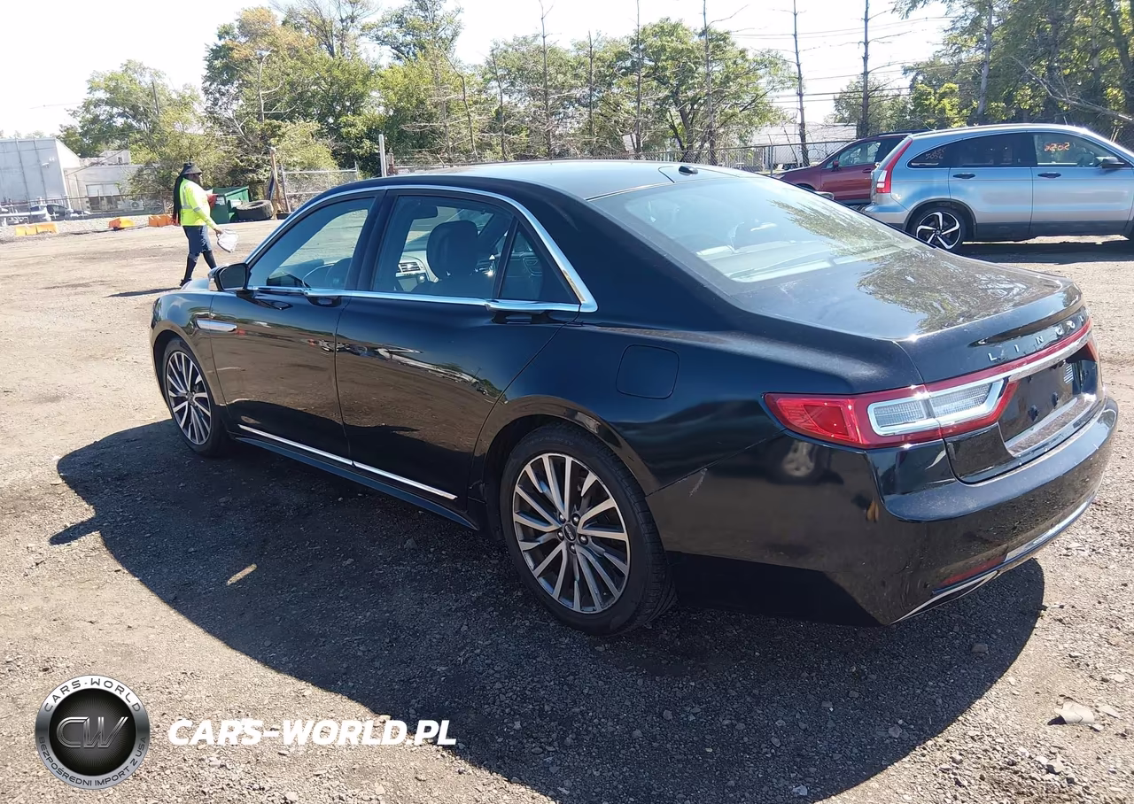 2017 Lincoln Continental Livery VIN:1LN6L9HK1H5601861 - 3